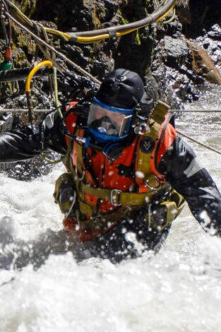 La fiebre del oro: aguas bravas. La fiebre del oro:...: La ballena blanca de Dustin