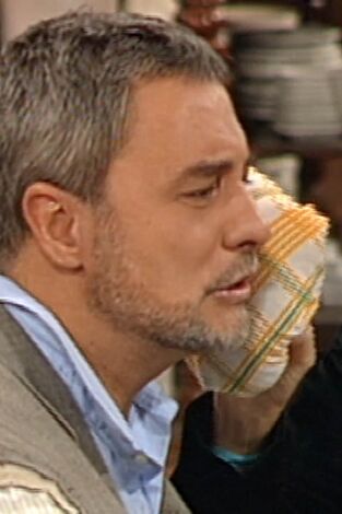 Hostal Royal Manzanares. T(T1). Hostal Royal... (T1): Ep.18 