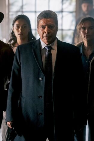 Marshals: A Yellowstone Story. T(T1). Marshals: A... (T1): Ep.13 Lobos a las puertas