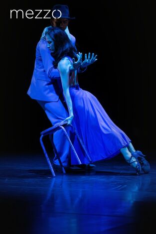 Carolyn Carlson: Un saut dans le bleu - Ballet de l’Opéra national du Capitole
