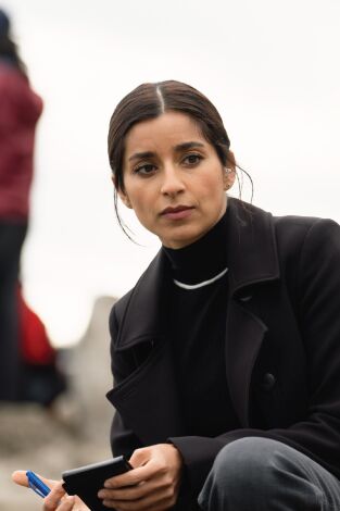 Allegiance (2024). T(T3). Allegiance (2024) (T3): Ep.8 Tren fuera de control