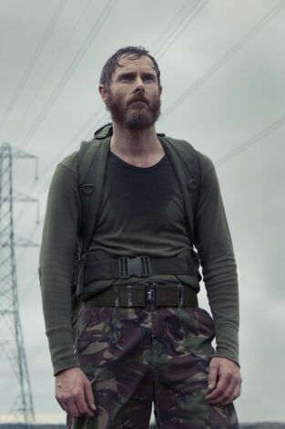 Southcliffe. T(T1). Southcliffe (T1): Ep.1 The Hollow Shore