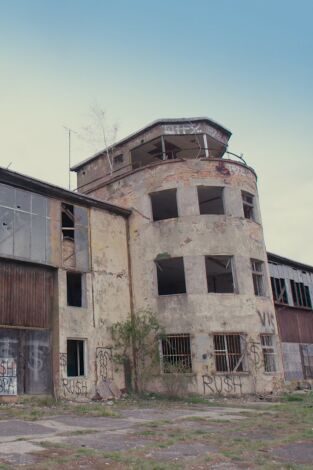 Ingeniería abandonada. Ingeniería abandonada 