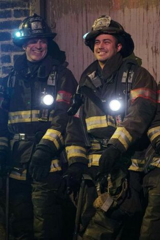 Chicago Fire. T(T3). Chicago Fire (T3): Ep.10 Navy-ñams