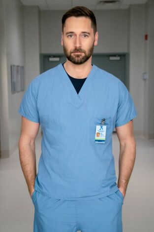 New Amsterdam. T(T4). New Amsterdam (T4): Ep.13 Familia