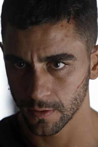 La víctima número 8. T(T1). La víctima número 8 (T1): Ep.1 Antes Omar