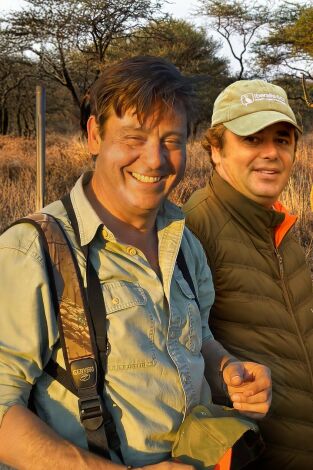 Cazadores sin fronteras de caza y de bromas en el Easter Cape
