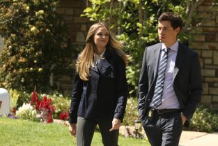 Bones. T(T8). Bones (T8): Ep.3 La pasta en el garaje