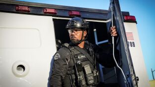 S.W.A.T.: Los hombres de Harrelson. T(T1). S.W.A.T.: Los... (T1): Ep.15 Bandas