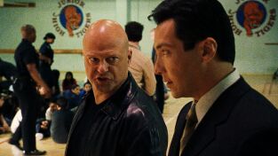 The Shield: al Margen de la Ley. T(T2). The Shield: al... (T2): Ep.5 Luz Verde