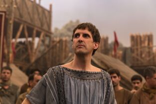 Justo antes de Cristo. T(T1). Justo antes de... (T1): Ep.1 El Extraordinario