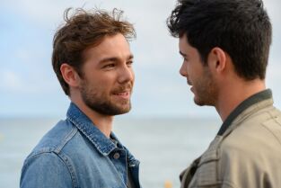 (LSE) - Merlí. Sapere aude. T(T1). (LSE) - Merlí... (T1): Ep.1 (LSE) - Sapere aude