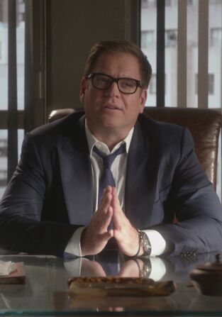 Bull. T(T4). Bull (T4): Ep.19 Los soberanos