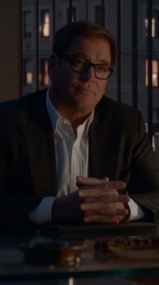 Bull. T(T5). Bull (T5): Ep.9 La cliente mala