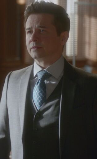 Bull. T(T5). Bull (T5): Ep.13 La ley de la selva
