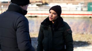 Chicago P.D.. T(T7). Chicago P.D. (T7): Ep.14 Centro de misas
