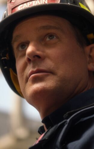 9-1-1. T(T4). 9-1-1 (T4): Ep.14 Supervivientes