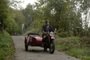 Doctor Mateo. T(T2). Doctor Mateo (T2): Ep.13 De cómo el humo ciega los ojos de San Martín