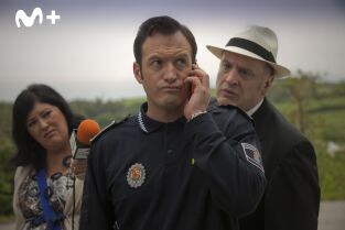 Doctor Mateo. T(T4). Doctor Mateo (T4): Ep.3 De cómo cuando un pepinillo se cruza con un cartero, un hombre desnudo entra en un bar de San Frutos