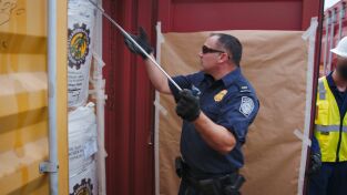 Control de aeropuertos: USA. Control de...: Contiene fentanilo