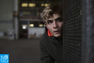 (LSE) - Alex Rider. T(T2). (LSE) - Alex Rider (T2): Ep.3 (LSE) - Cortina de humo