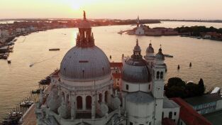 Drenar los océanos. Drenar los océanos: El imperio perdido de Venecia