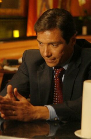 The Shield: Al margen de la ley. T(T6). The Shield: Al... (T6): Ep.10 Clases de diplomacia