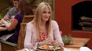 Divina de la muerte. T(T3). Divina de la muerte (T3): Ep.3 Piensa en grande