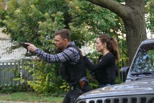 Chicago P.D.. T(T10). Chicago P.D. (T10): Ep.8 Bajo la piel