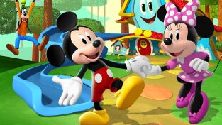 Mickey Mouse Funhouse  (Single Story). T(T2). Mickey Mouse... (T2): ¡Solo Plane Quackers