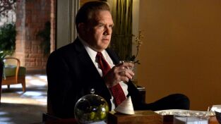 The Client List. T(T2). The Client List (T2): Ep.14 ¿Qué clase de loca crees que soy?