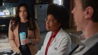 Navy: Investigación criminal. T(T20). NCIS: Naval... (T20): Ep.21 Kompromat