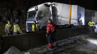 Rescate extremo. Rescate extremo: Sálvese quien pueda