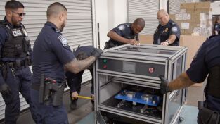 Control de aeropuertos: USA. Control de...: Están lloviendo metanfetaminas
