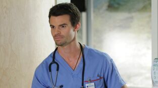 Saving Hope. T(T1). Saving Hope (T1): Ep.13 Nubes rosas