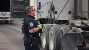 Control de aeropuertos: USA. T(T6). Control de... (T6): El olor del dinero