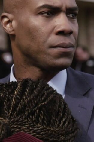 Detective McFadden investiga, Season 2. T(T2). Detective... (T2): Ep.8 El asesinato se vuelve personal