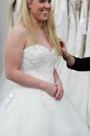 ¡Sí, quiero ese vestido! UK. T(T4). ¡Sí, quiero ese... (T4): Historia de dos vestidos