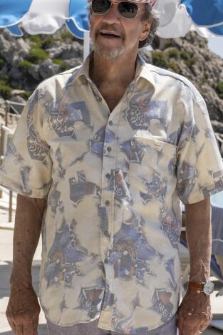 The White Lotus, Season 2. T(T2). The White Lotus,... (T2): Ep.4 En el patio de juegos