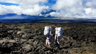 Nuestro planeta (One Strange Rock). Nuestro planeta (One...: Escape