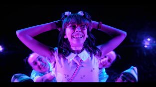 Ayla y los Mirror. T(T1). Ayla y los Mirror (T1): Ep.12 Que el destino no te pille despeinada