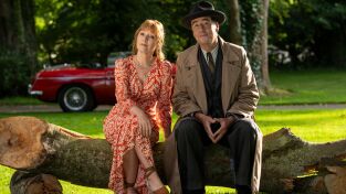 Los casos de Susan Ryeland: Moonflower Murders. T(T2). Los casos de... (T2): Ep.5 