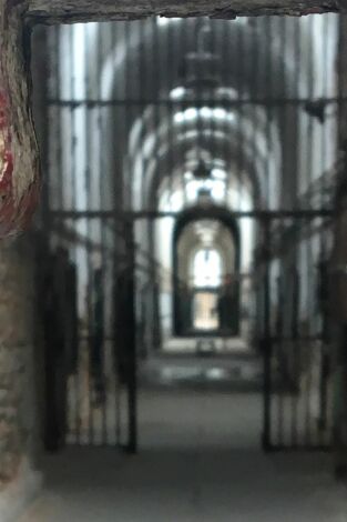 Portales al infierno. T(T1). Portales al infierno (T1): La penitenciaría al este del estado