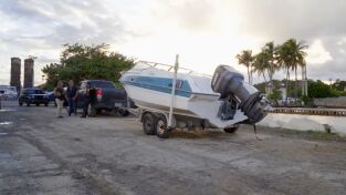 Control de aeropuertos: el Caribe. Control de...: Un barco lleno de coca