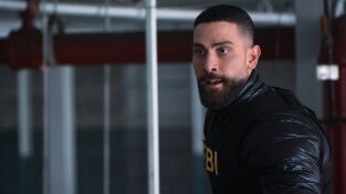 FBI. T(T7). FBI (T7): Ep.21 Devotos