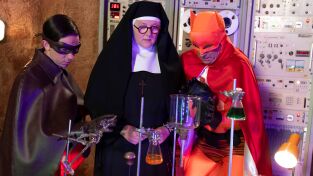 Sister Boniface Mysteries. T(T4). Sister Boniface... (T4): Ep.1 ¡Biff! ¡Pow! ¡Zap!