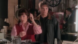 Cinco en familia. T(T2). Cinco en familia (T2): Ep.13 Malos Sustitutos