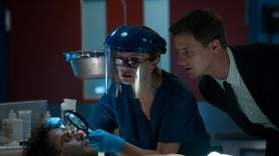 Motive. T(T1). Motive (T1): Ep.1 Tom el acechador