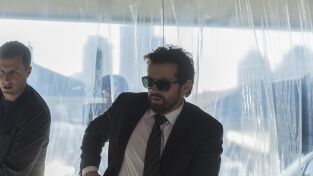 Motive. T(T2). Motive (T2): Ep.6 Una rubia peligrosa