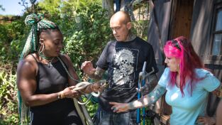 Serpientes. Serpientes: Simon vs. la cobra real